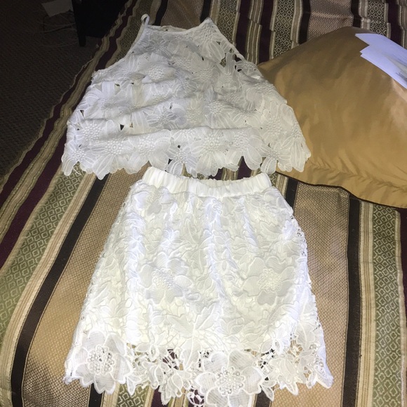 Beautiful white lace dress 3/4 sleeve - Picture 8 of 8